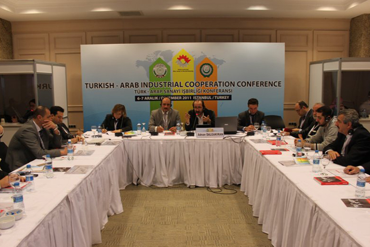 Makine ve Aksamları İhracatçıları Birliği Türk-Arap Sanayi İşbirliği Konferansında Makine Oturumuna Başkanlık Etti